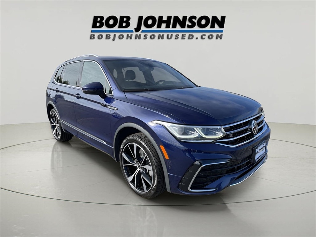 Certified 2022 Volkswagen Tiguan 2.0T SEL R-Line SUV
