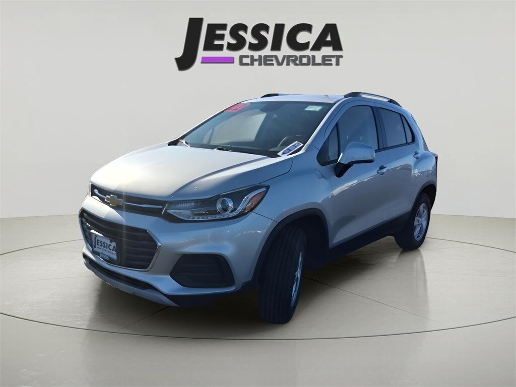 2022 Chevrolet Trax LT photo 3