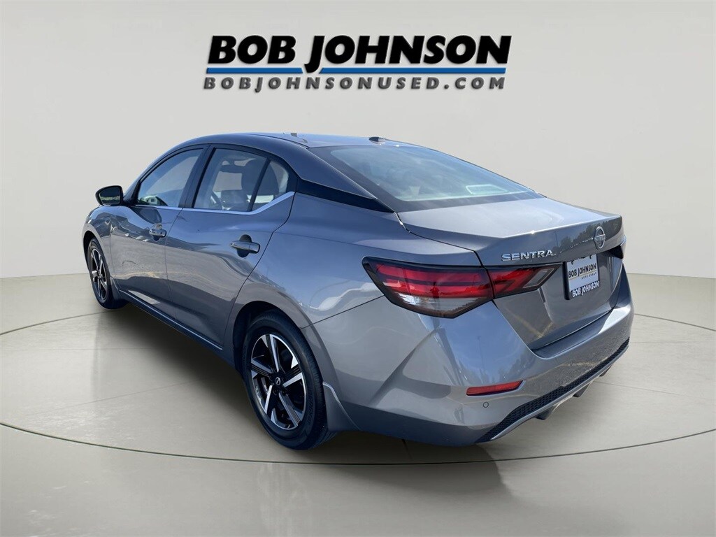 2024 Nissan Sentra SV photo 4