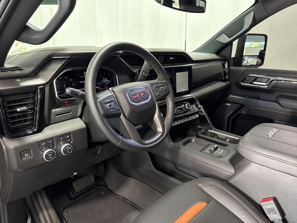 2024 Gmc Sierra HD AT4 photo 3