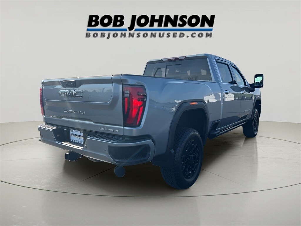 2025 Gmc Sierra 3500 HD Denali Ultimate photo 3