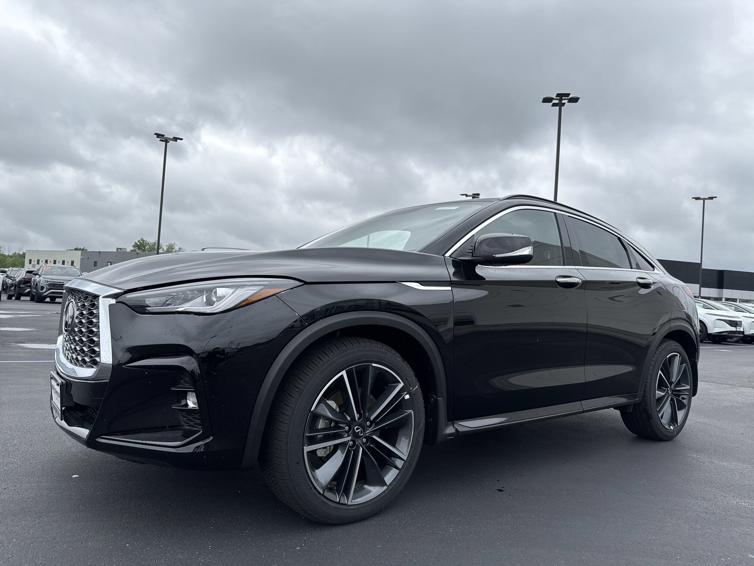 2025 Infiniti QX55 Luxe photo 3