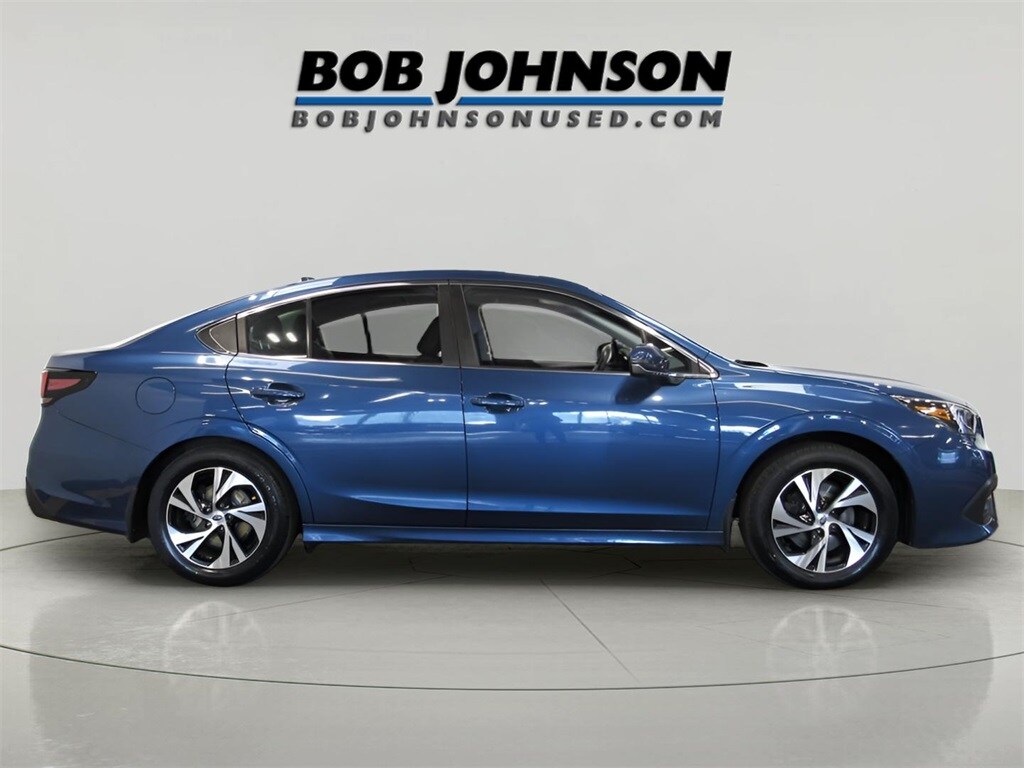 2022 Subaru Legacy Premium photo 3