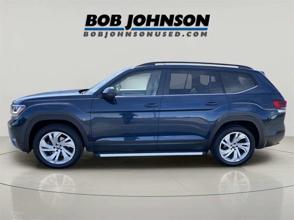 2022 Volkswagen Atlas V6 SE Technology photo 2