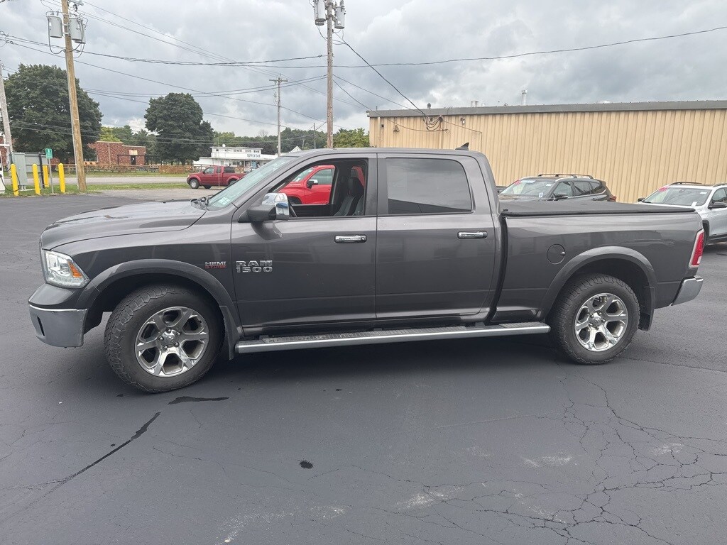 2015 Ram 1500 Laramie photo 2