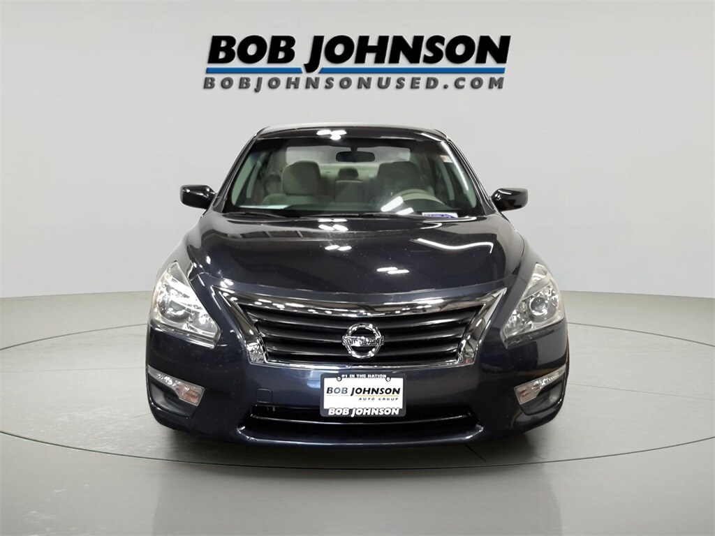 2015 Nissan Altima 2.5 S photo 2