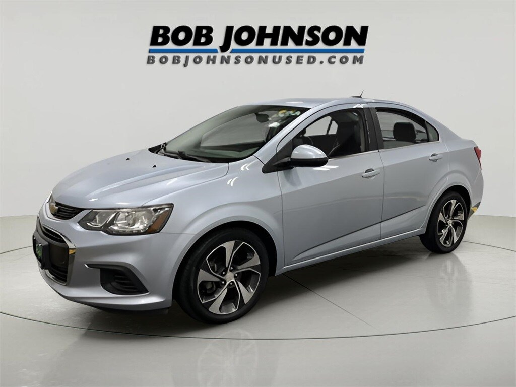 2017 Chevrolet Sonic Premier photo 3