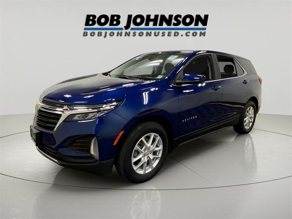 2023 Chevrolet Equinox LT photo 3