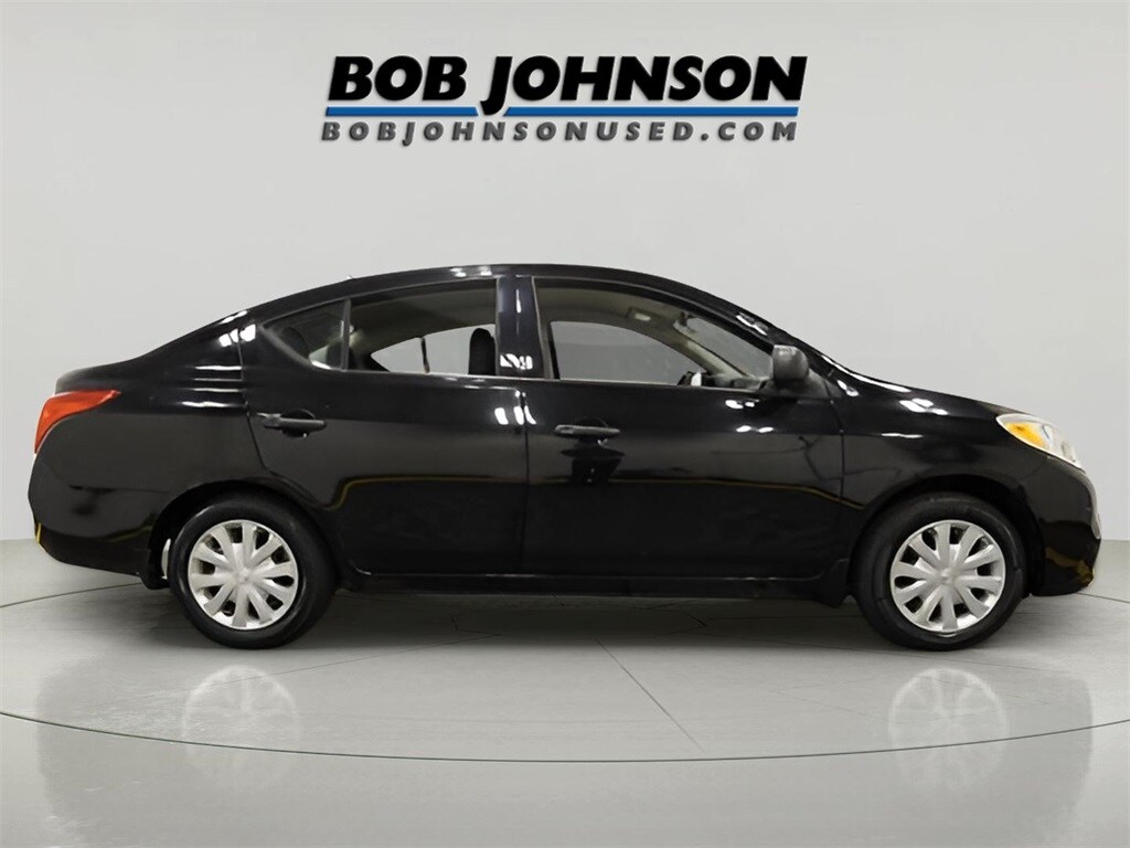 Used 2014 Nissan Versa 1.6 S Sedan
