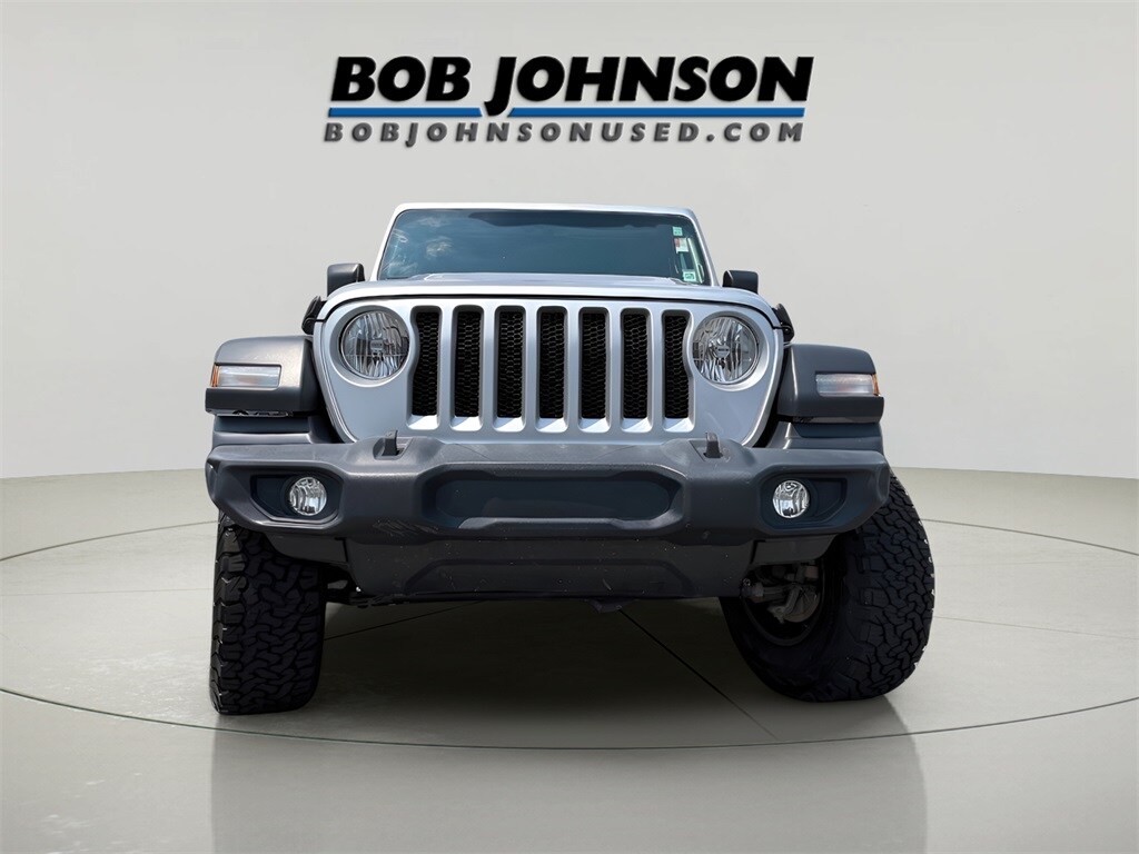 2022 Jeep Wrangler Unlimited Sport S photo 2