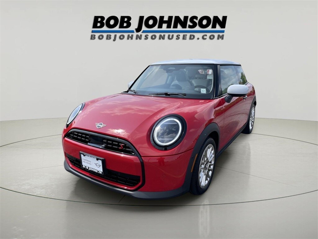 2025 Mini Cooper 2 Door Hardtop S photo 2