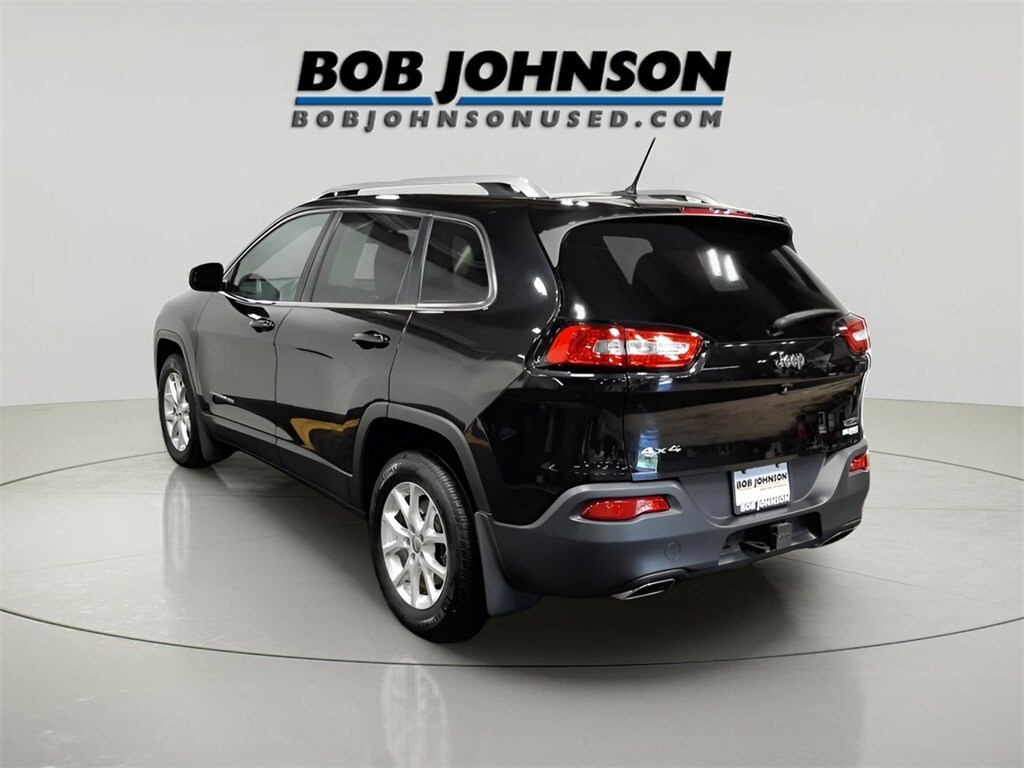 2015 Jeep Cherokee Latitude photo 3