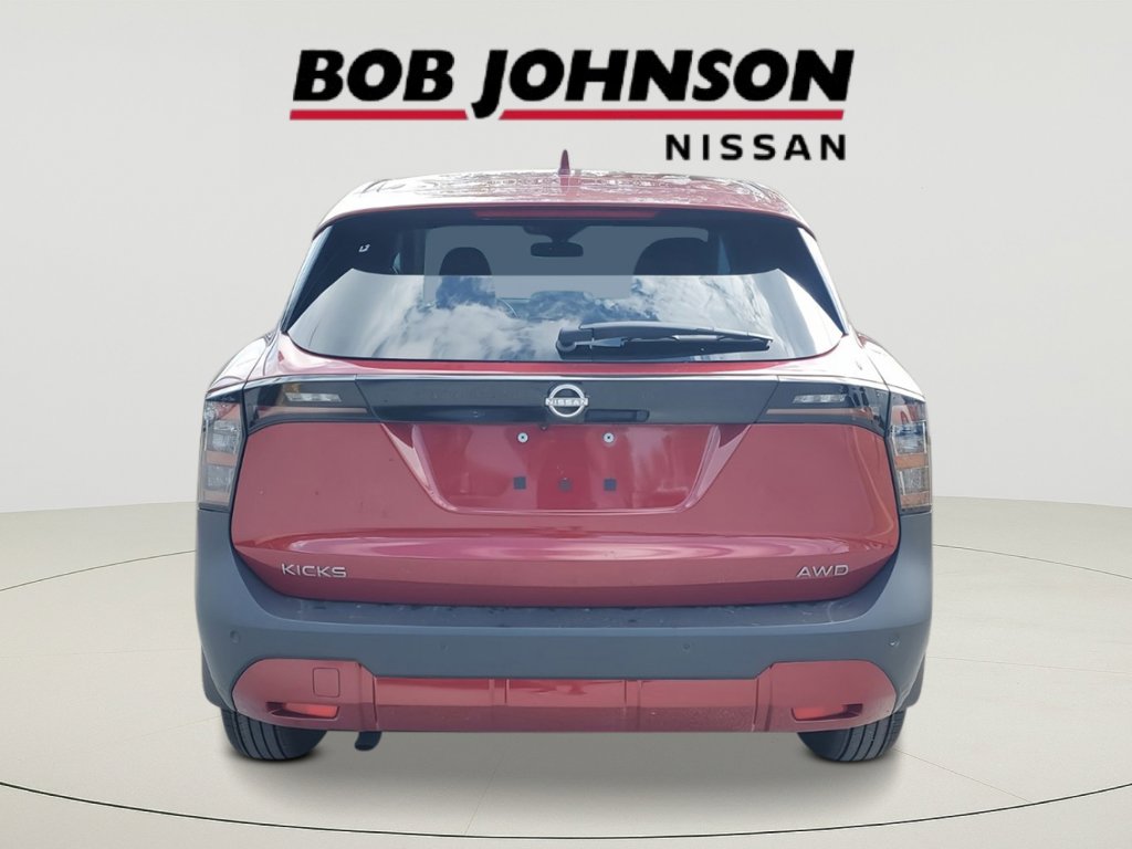 2026 Nissan Kicks SV photo 2