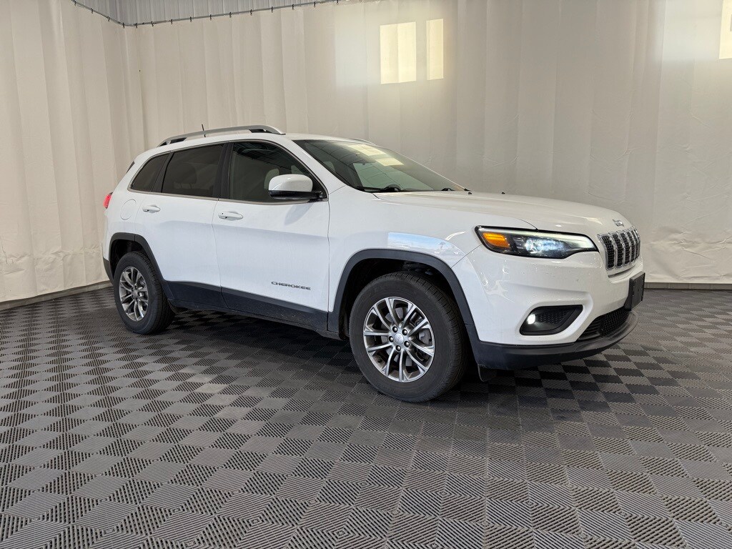 Used 2019 Jeep Cherokee Latitude Plus SUV