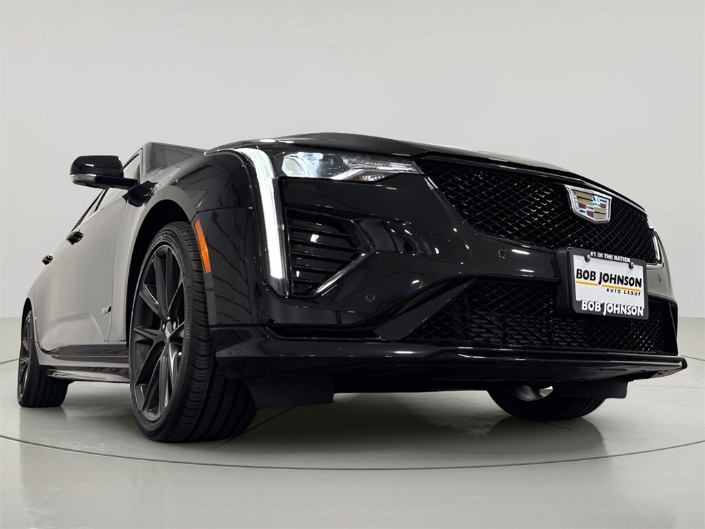 2023 Cadillac CT4 photo 3