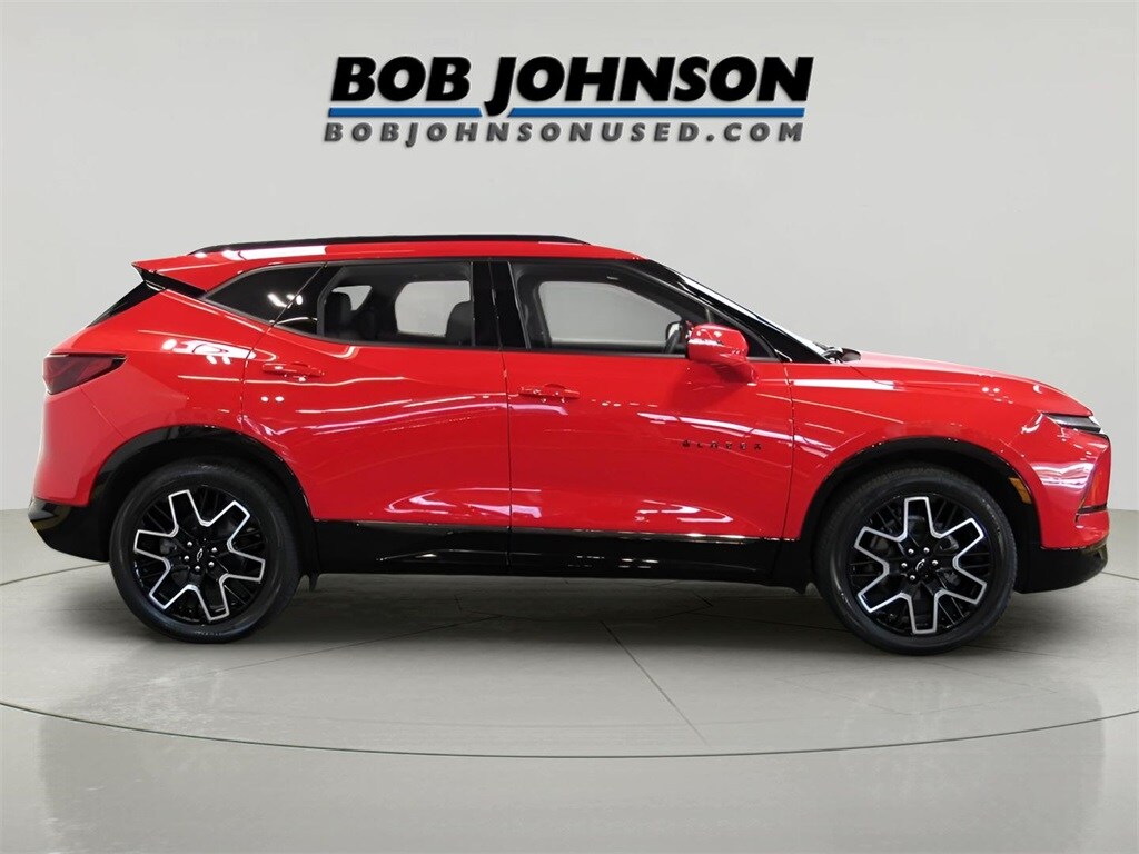 2023 Chevrolet Blazer RS photo 3