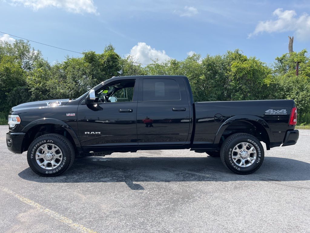 2022 Ram 2500 Laramie photo 3