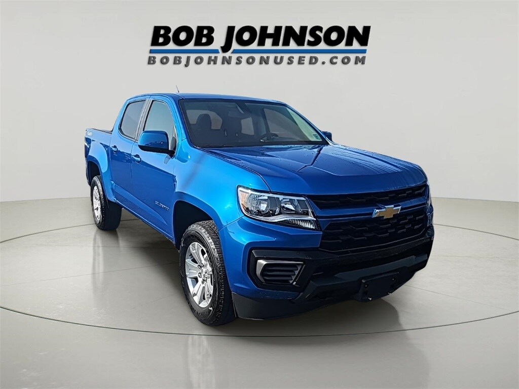 2021 Chevrolet Colorado LT photo 2