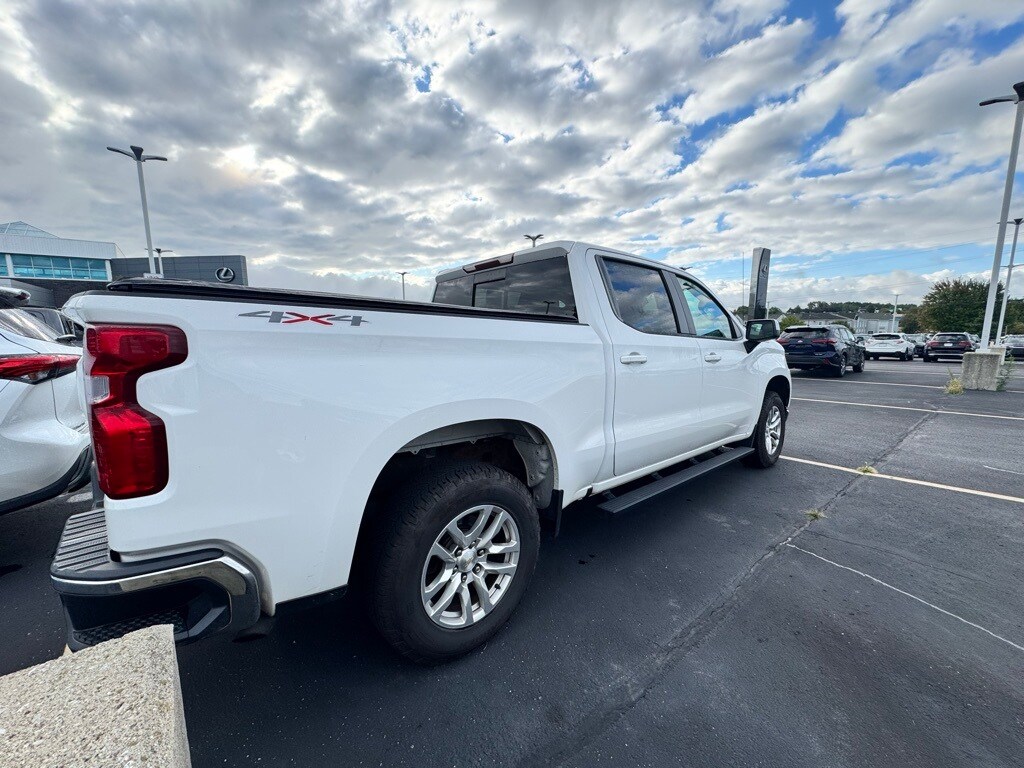 2020 Chevrolet Silverado 1500 LT photo 4