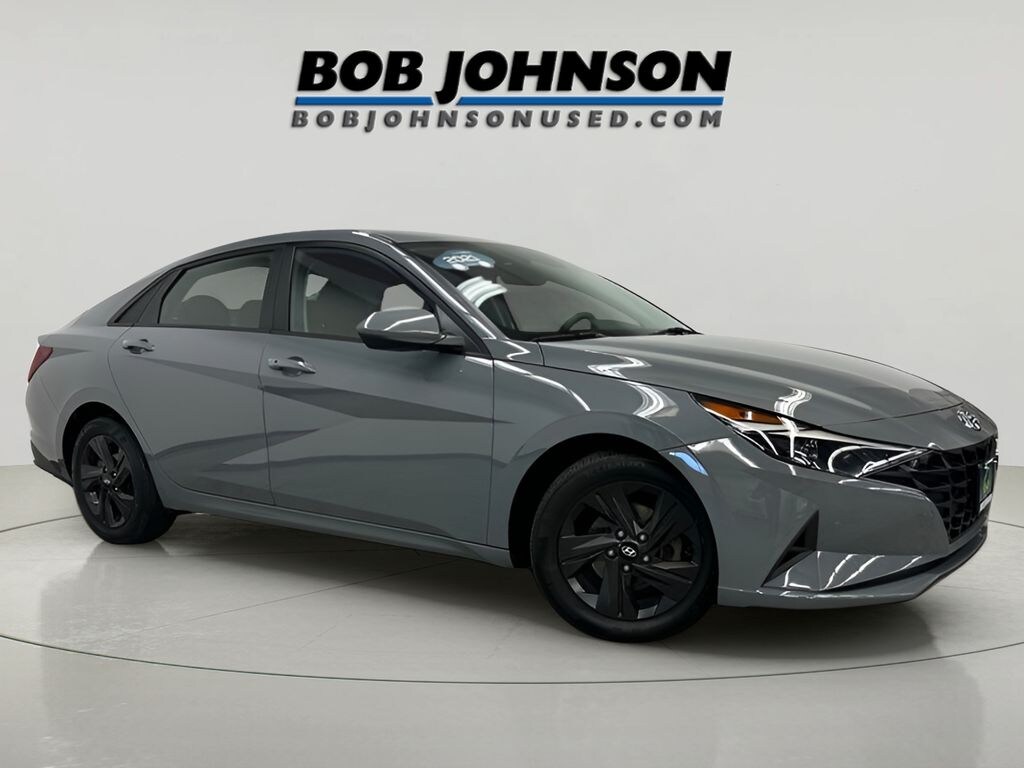 Used 2021 Hyundai Elantra SEL Sedan