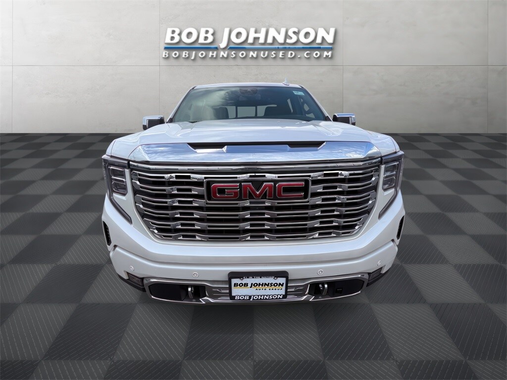 Used 2022 GMC Sierra 1500 Denali Denali with VIN 3GTUUGEDXNG669583 for sale in Rochester, NY