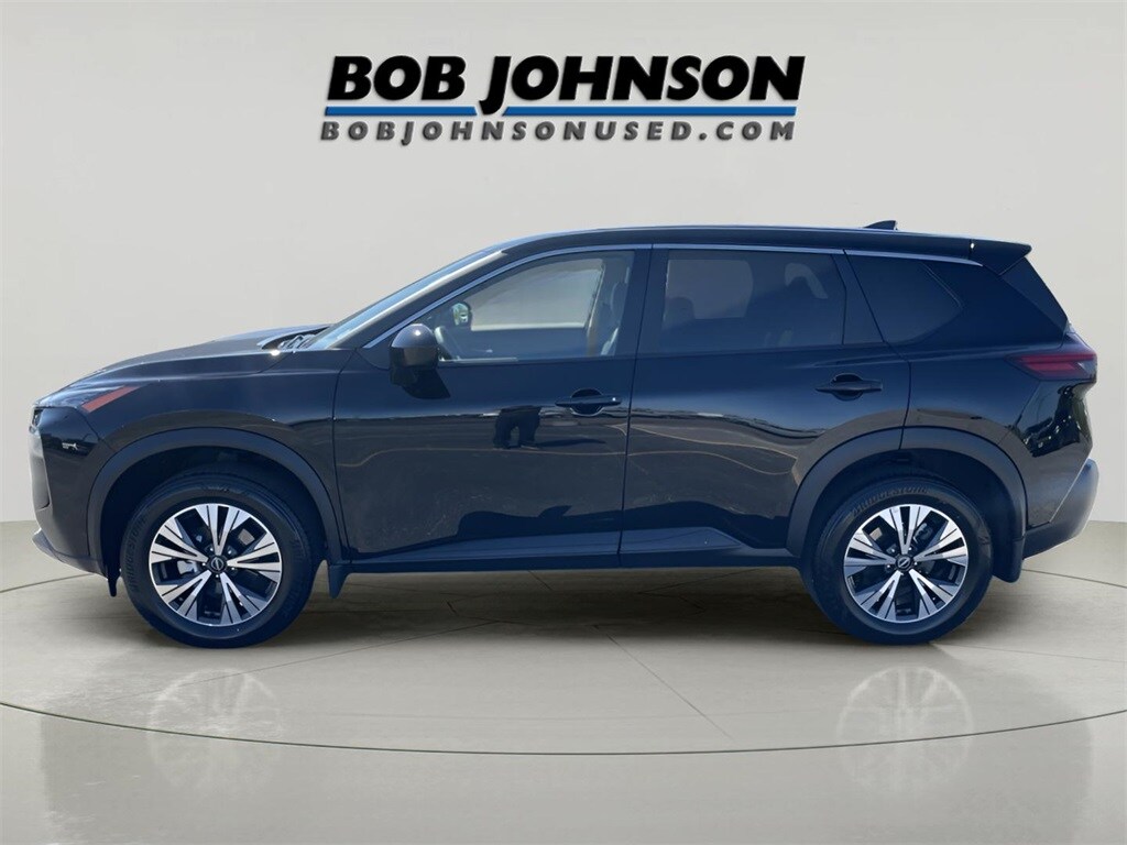 2023 Nissan Rogue SV photo 3