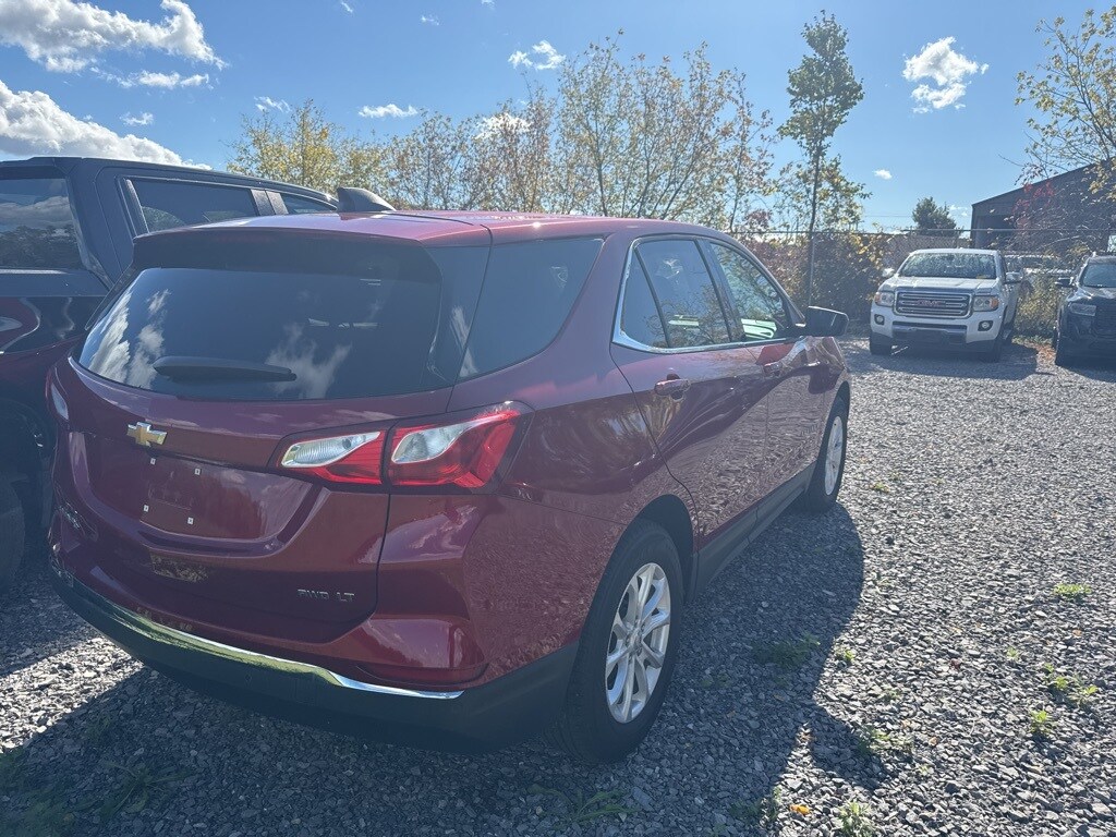 2020 Chevrolet Equinox LT photo 3
