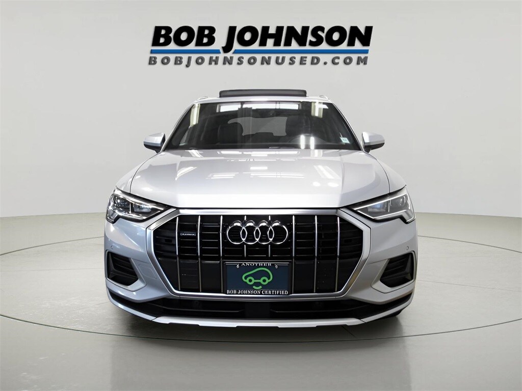 2020 Audi Q3 Premium Plus 45 TFSI photo 3