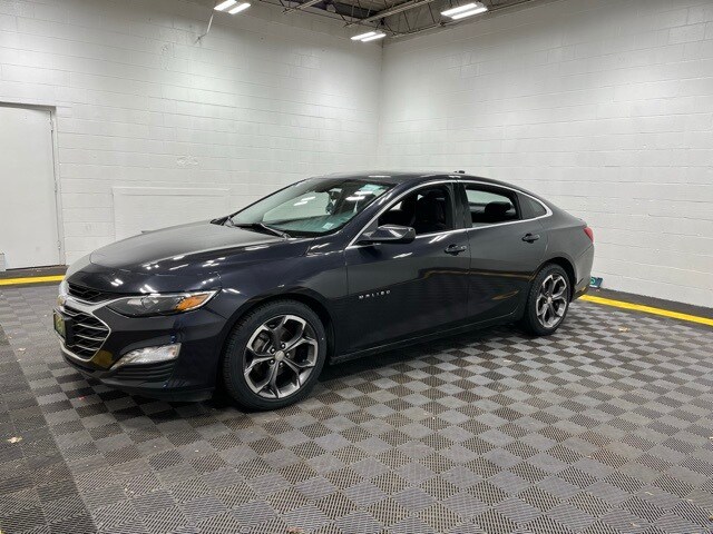 2023 Chevrolet Malibu 1LT photo 3