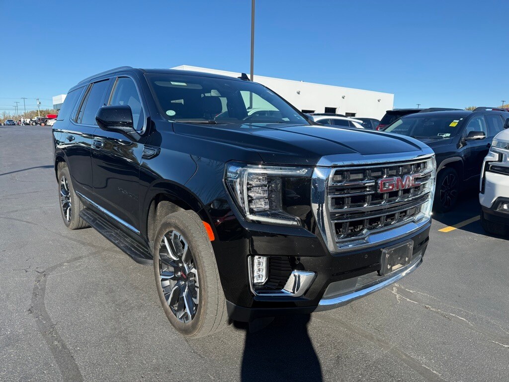 Used 2023 GMC Yukon SLT SUV