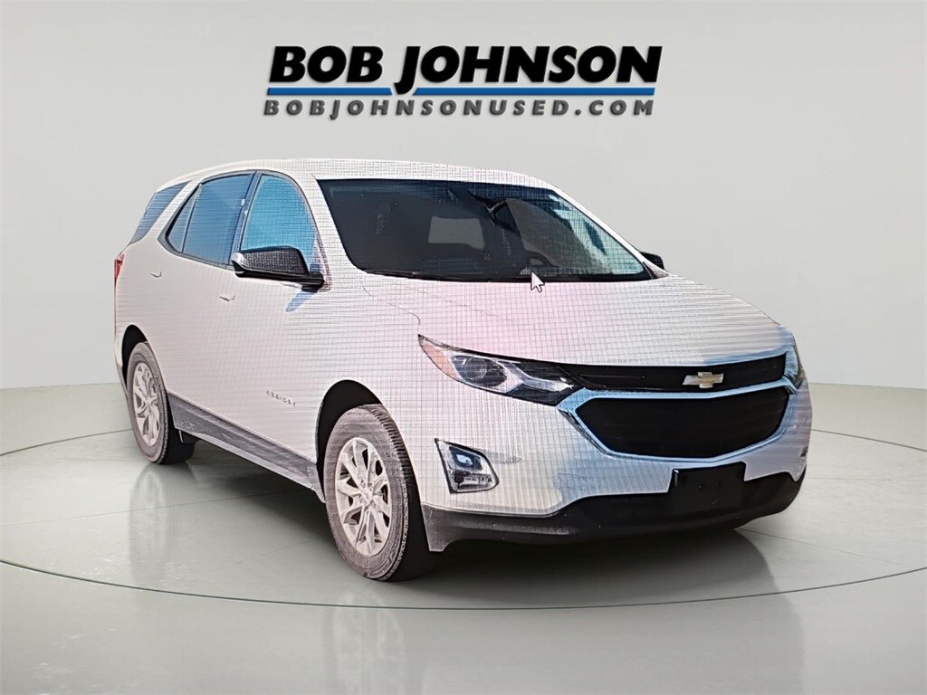 2019 Chevrolet Equinox LS photo 2