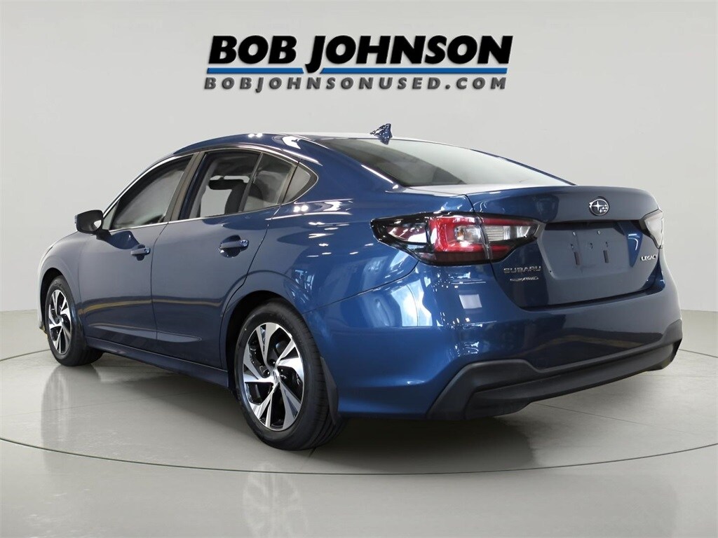 2022 Subaru Legacy Premium photo 2
