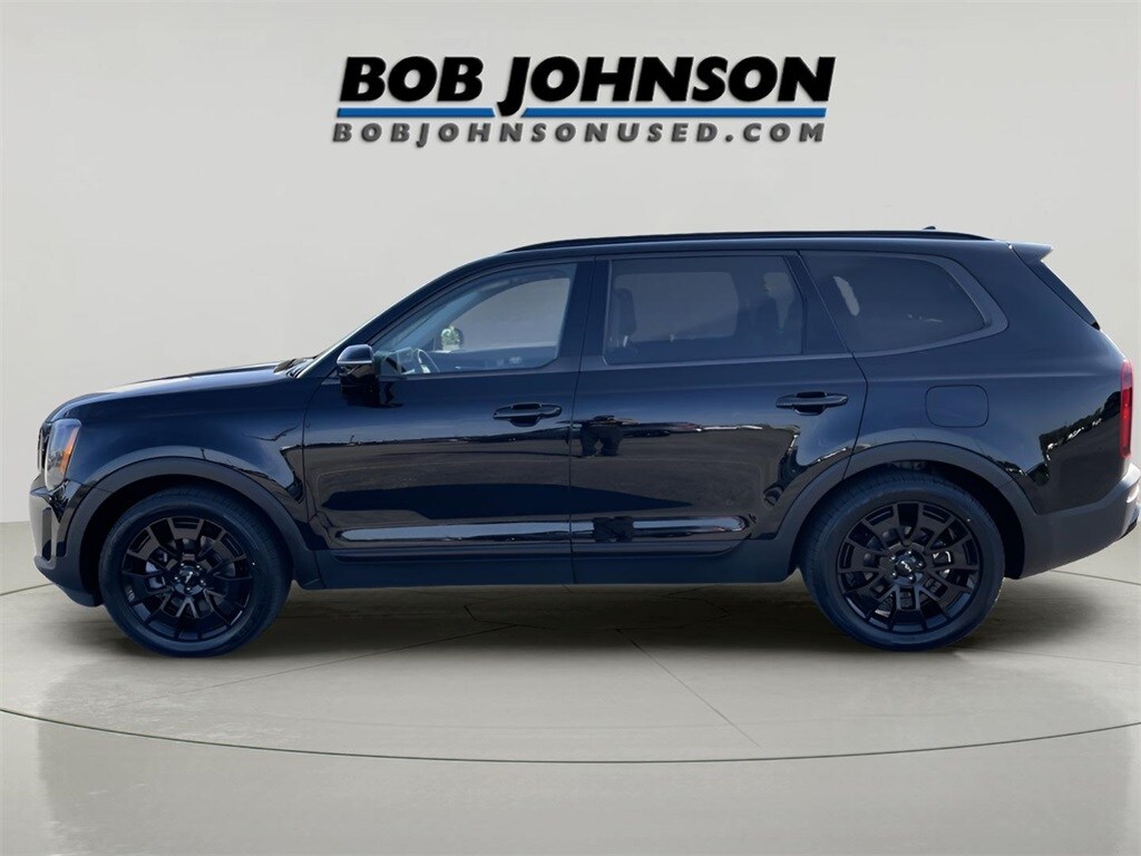2022 Kia Telluride SX photo 2