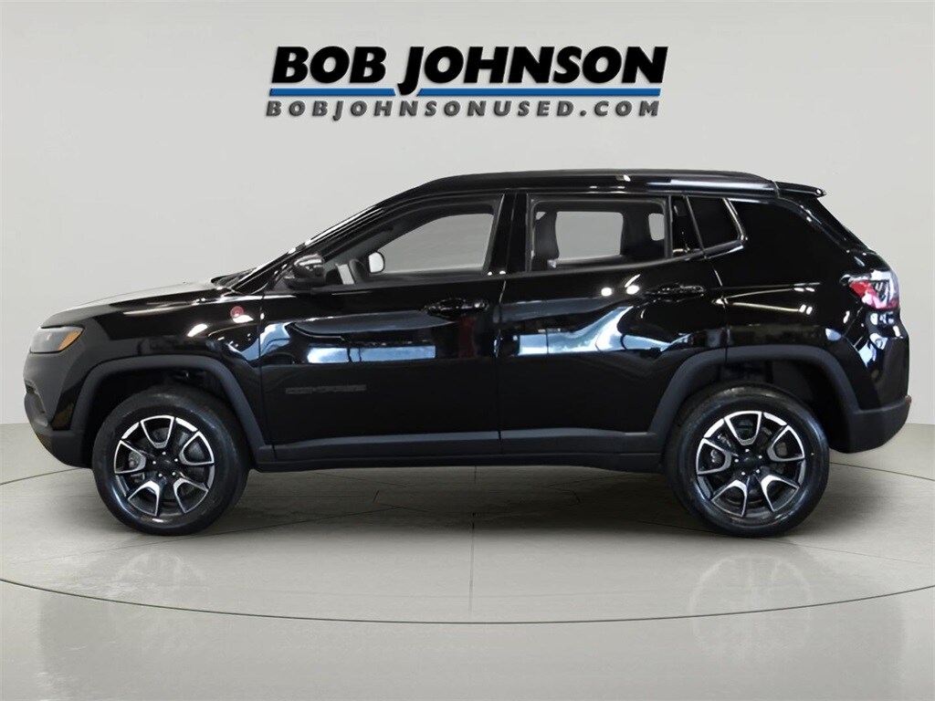 Used 2024 Jeep Compass Trailhawk SUV