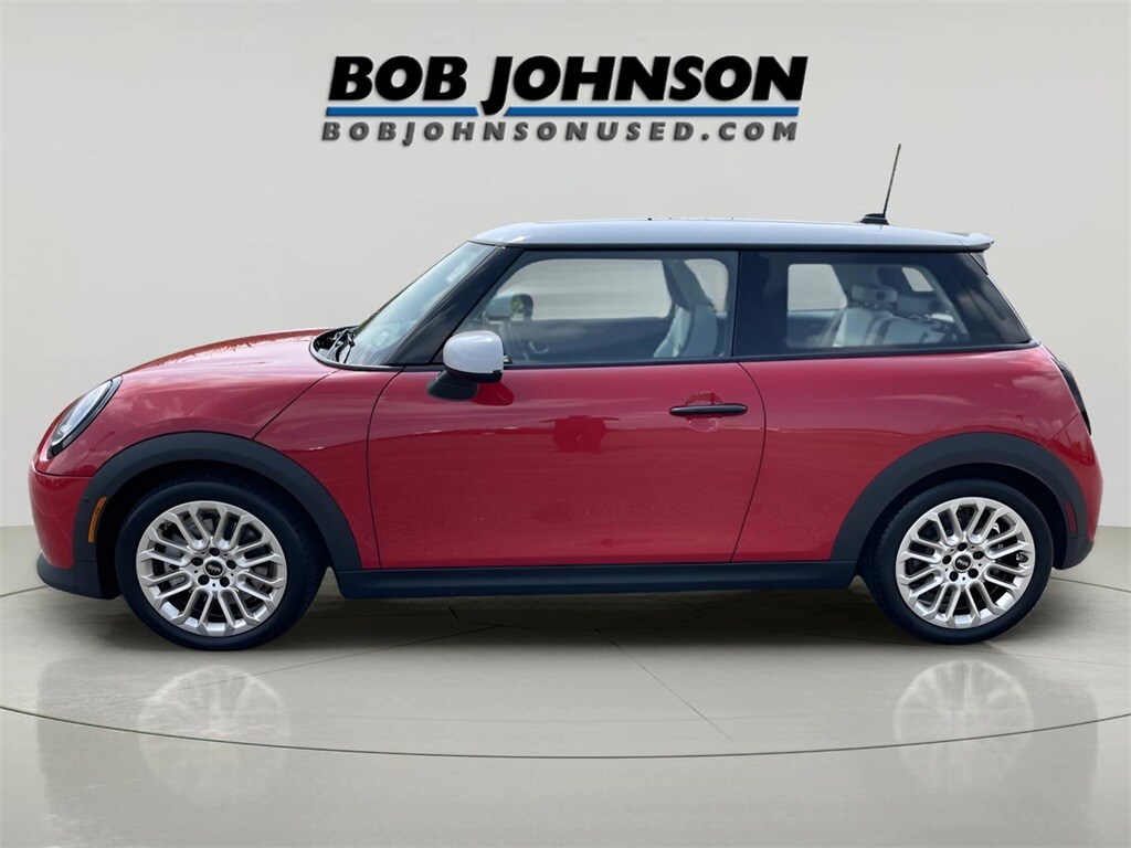 2025 Mini Cooper 2 Door Hardtop S photo 3