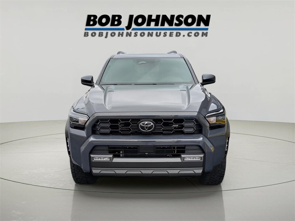 2025 Toyota 4Runner Base photo 2