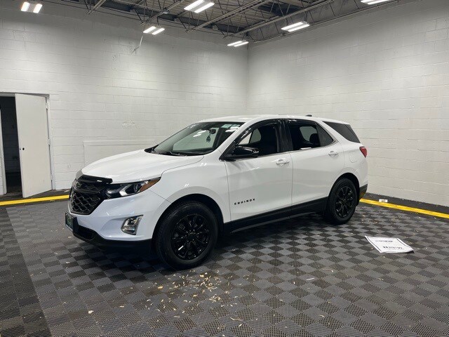 2019 Chevrolet Equinox LT photo 3