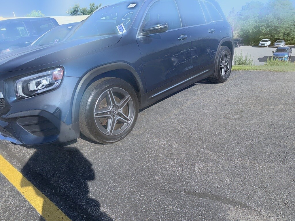 2021 Mercedes Benz GLB 250 4MATIC photo 3