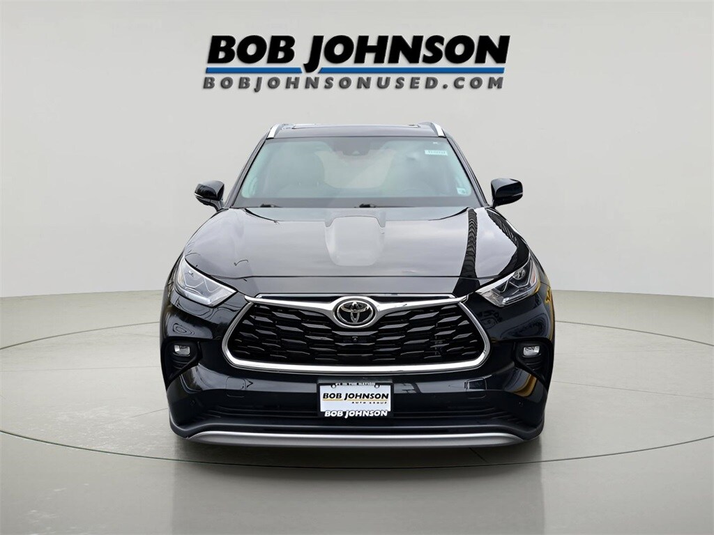 Used 2023 Toyota Highlander Platinum SUV