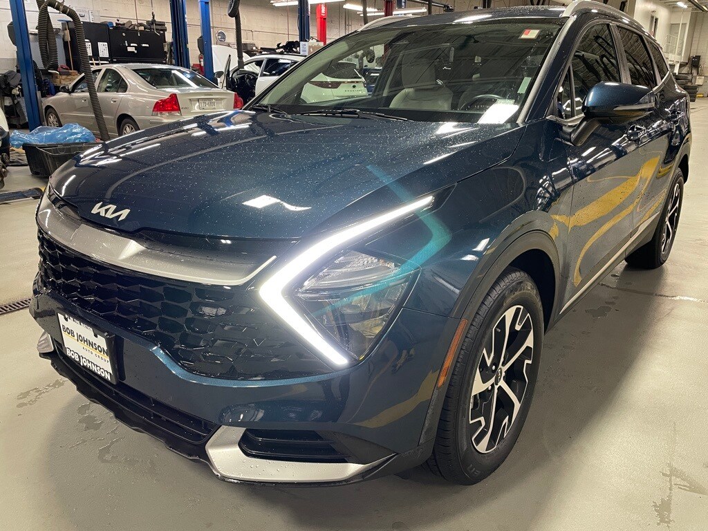 2023 Kia Sportage Hybrid EX photo 2