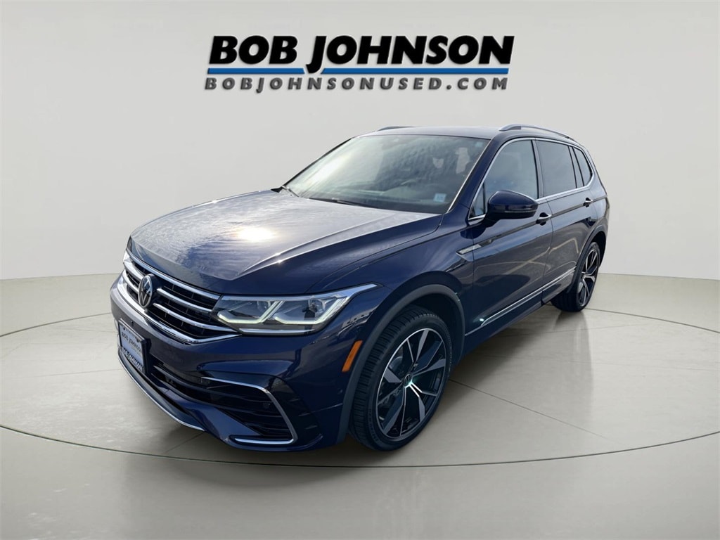 Certified 2022 Volkswagen Tiguan 2.0T SEL R-Line SUV