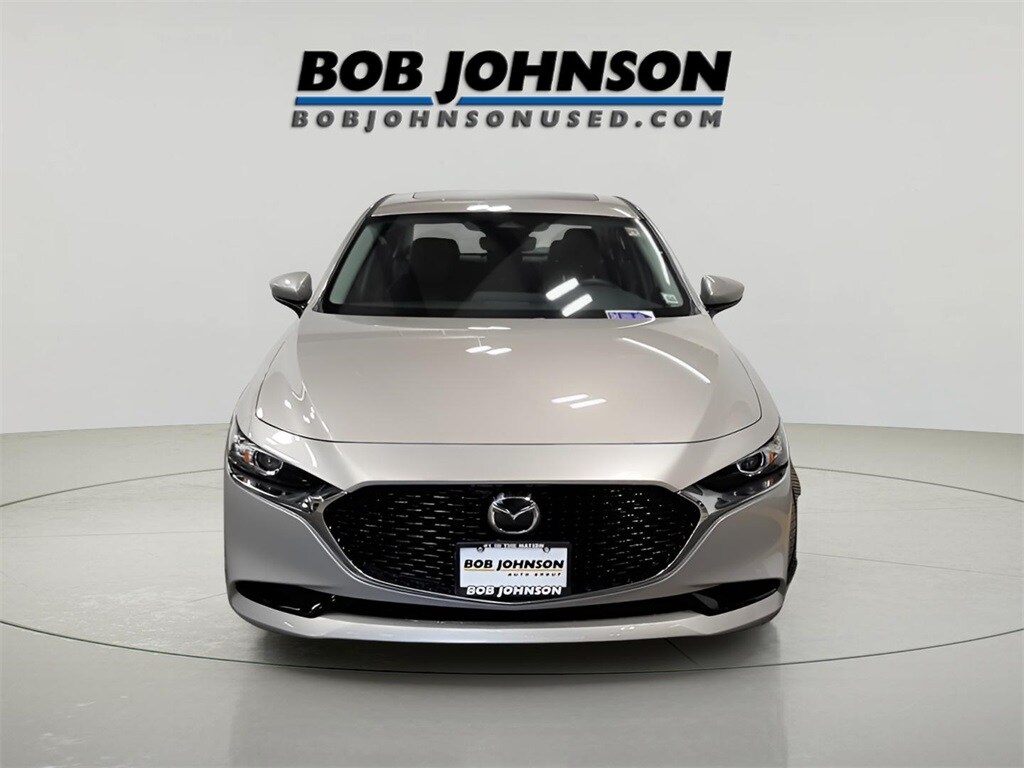 2025 Mazda Mazda3 2.5 s Preferred photo 2