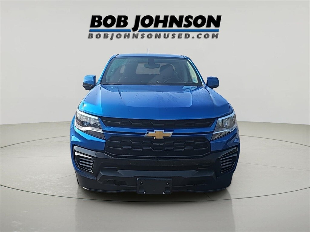 2021 Chevrolet Colorado LT photo 3