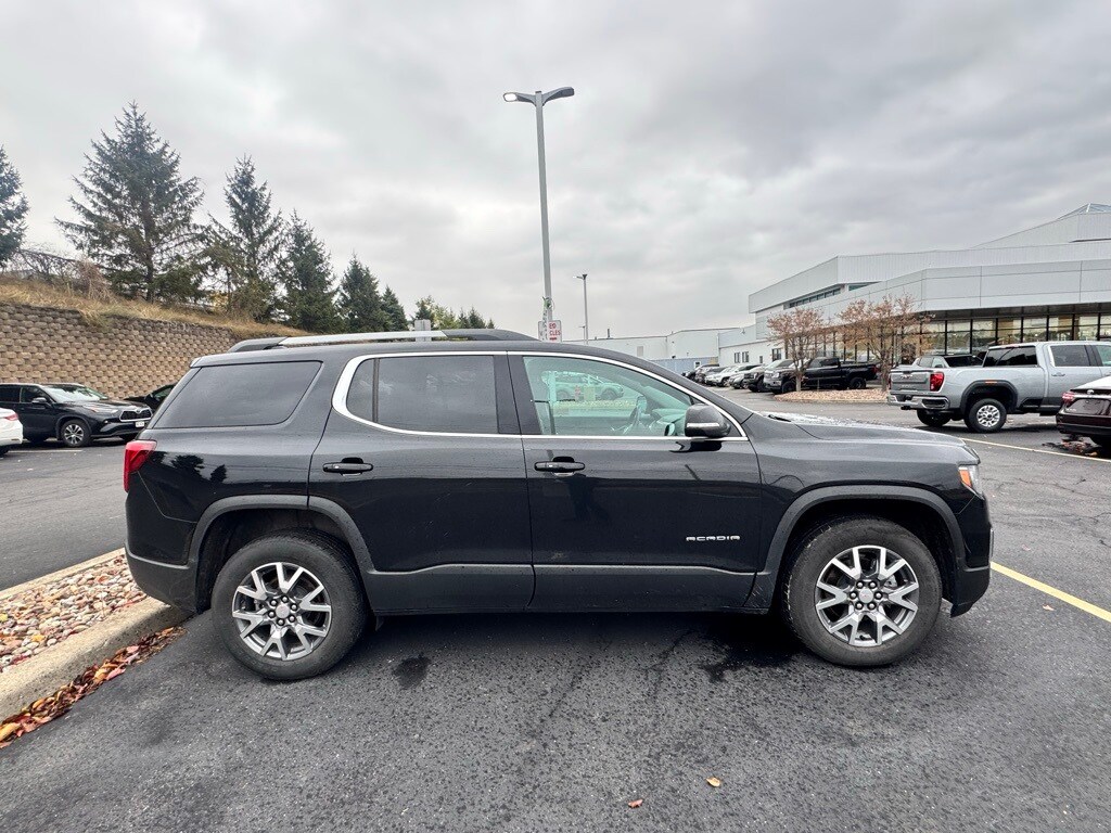 Used 2023 GMC Acadia SLT SUV