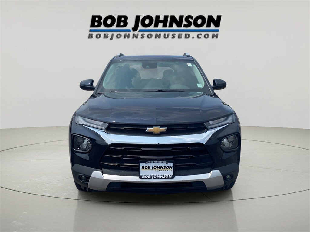 2021 Chevrolet Trailblazer LT photo 2