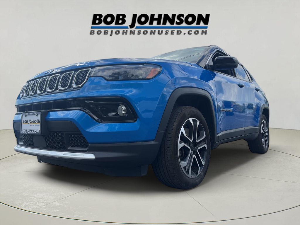 2023 Jeep Compass Limited photo 3