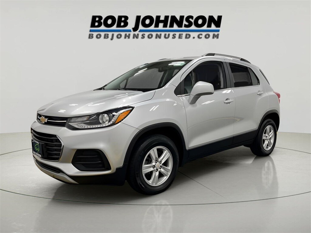2019 Chevrolet Trax LT photo 2