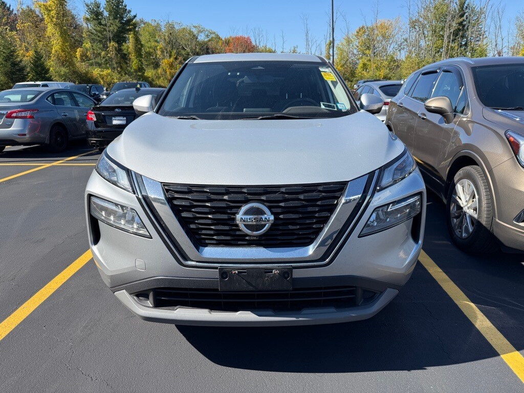 2021 Nissan Rogue SV AWD photo 2