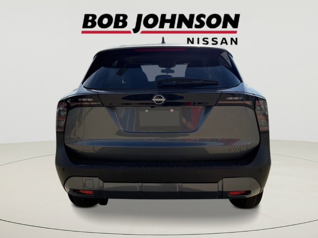2026 Nissan Kicks SV photo 3
