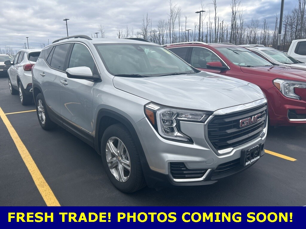 Used 2022 GMC Terrain SLE SUV